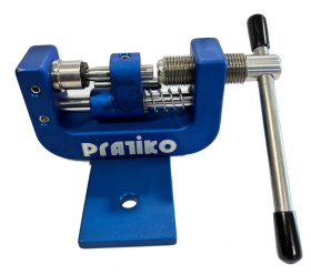 ouvre œillet hameçon pratiko