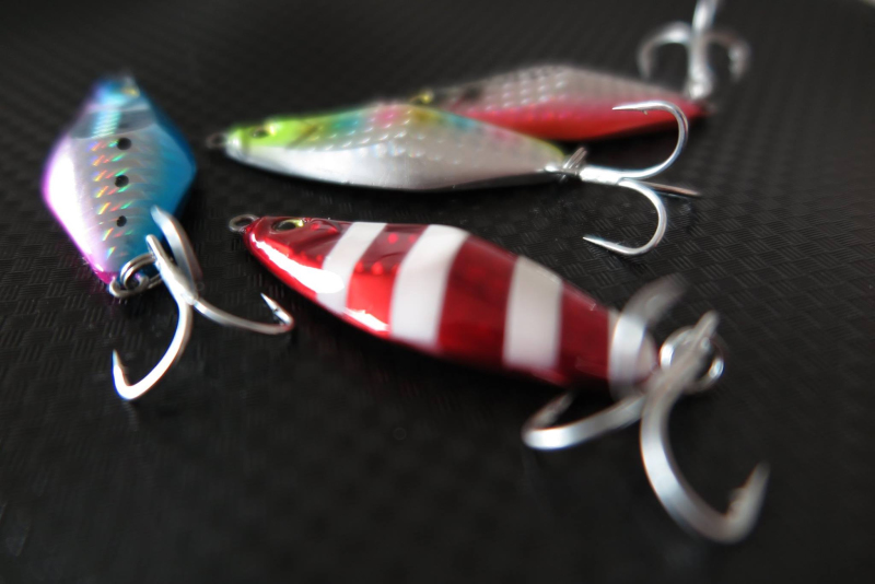 Metal x flat glider MEGABASS petit slow jig à lancer ou jigger